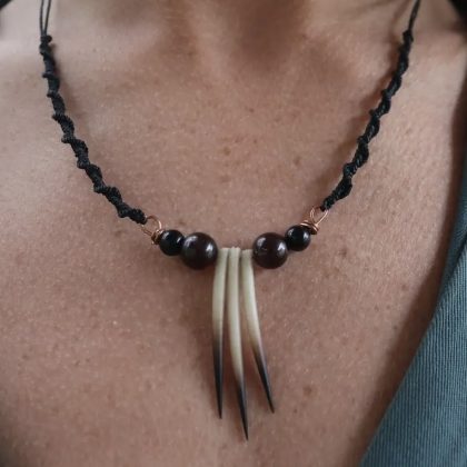 Echidna necklace multiple